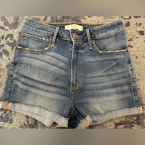 Abercrombie and fitch denim shorts size 4/27
